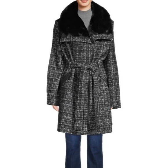 VIA SPIGA Women's Faux Fur Boucle Tweed Belted Coat. Black Tweed. Medium. Chic